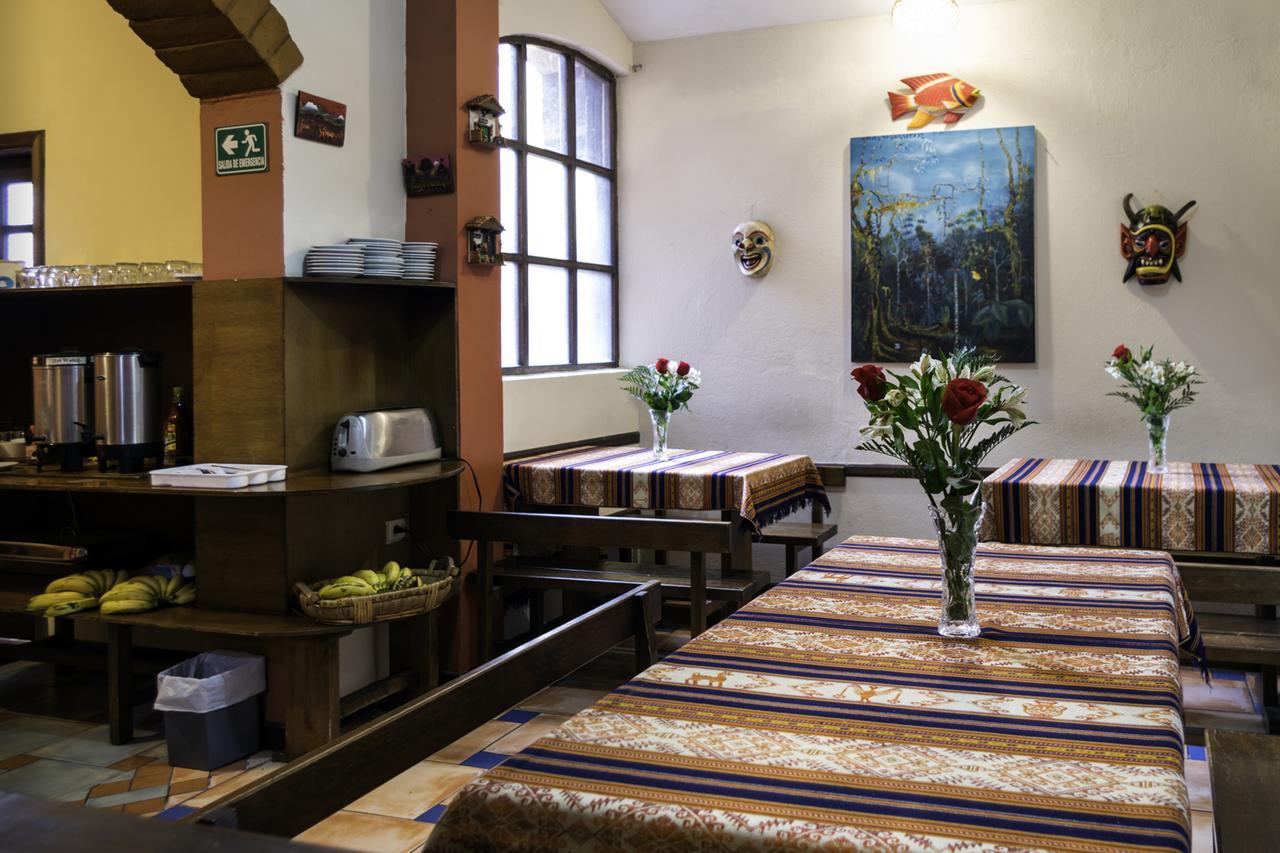 Casa Del Arupo Hostel Quito Ngoại thất bức ảnh