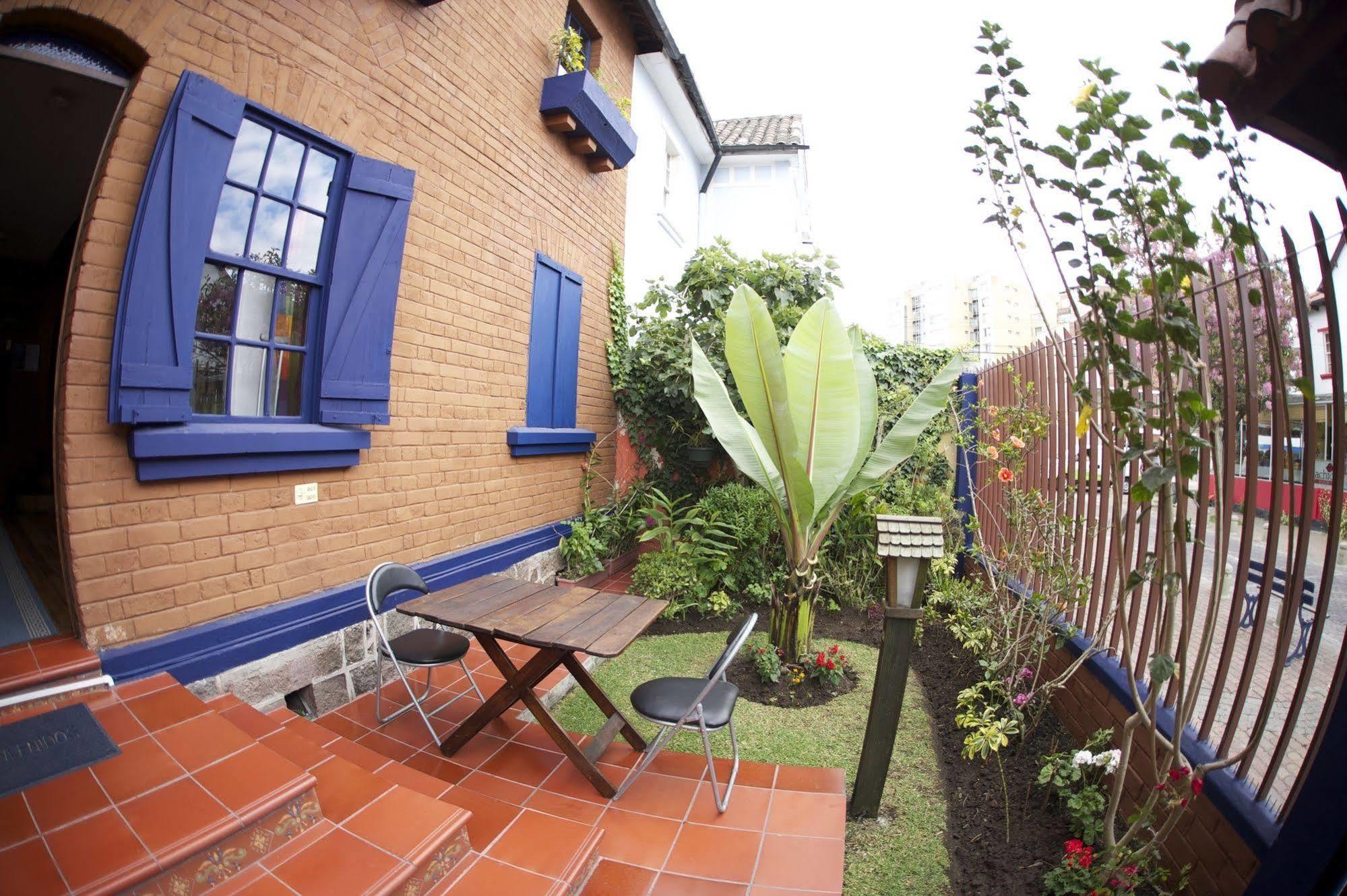 Casa Del Arupo Hostel Quito Ngoại thất bức ảnh